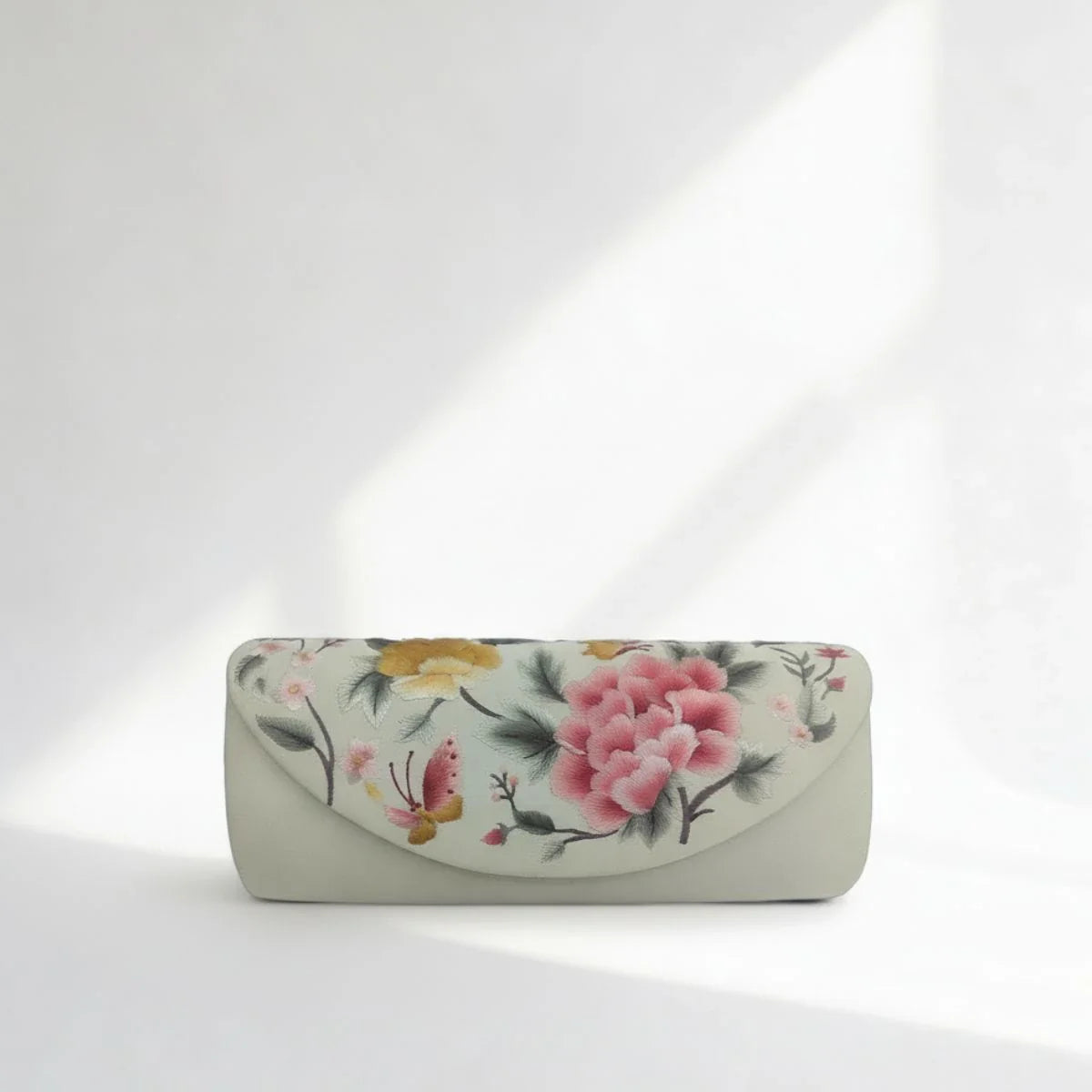 embroidery clutch and evening bag banner