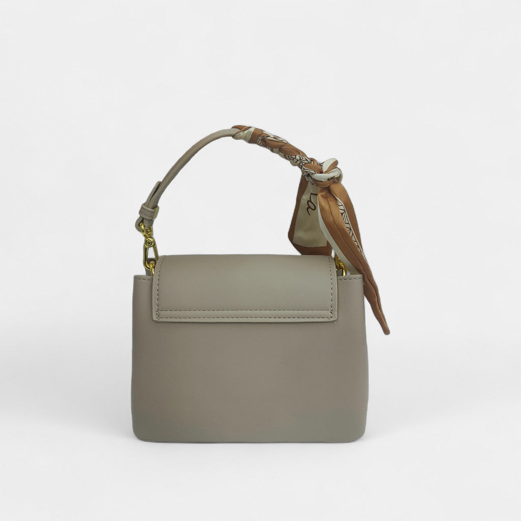 Chinese-vintage-interlock-branch-embroidered-crossbody-bag-PU-leather-with-scarf-back
8 / 12