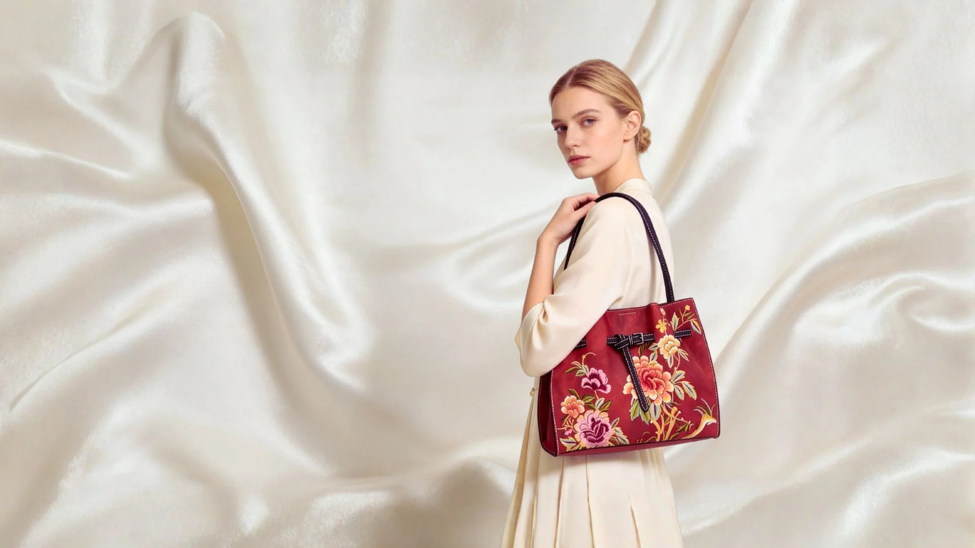 red peony flower embroidery tote bag banner