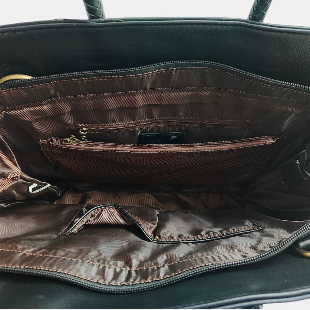 vintage-butterfly-pattern-embroidered-tote-bag-with-tassels-compartment