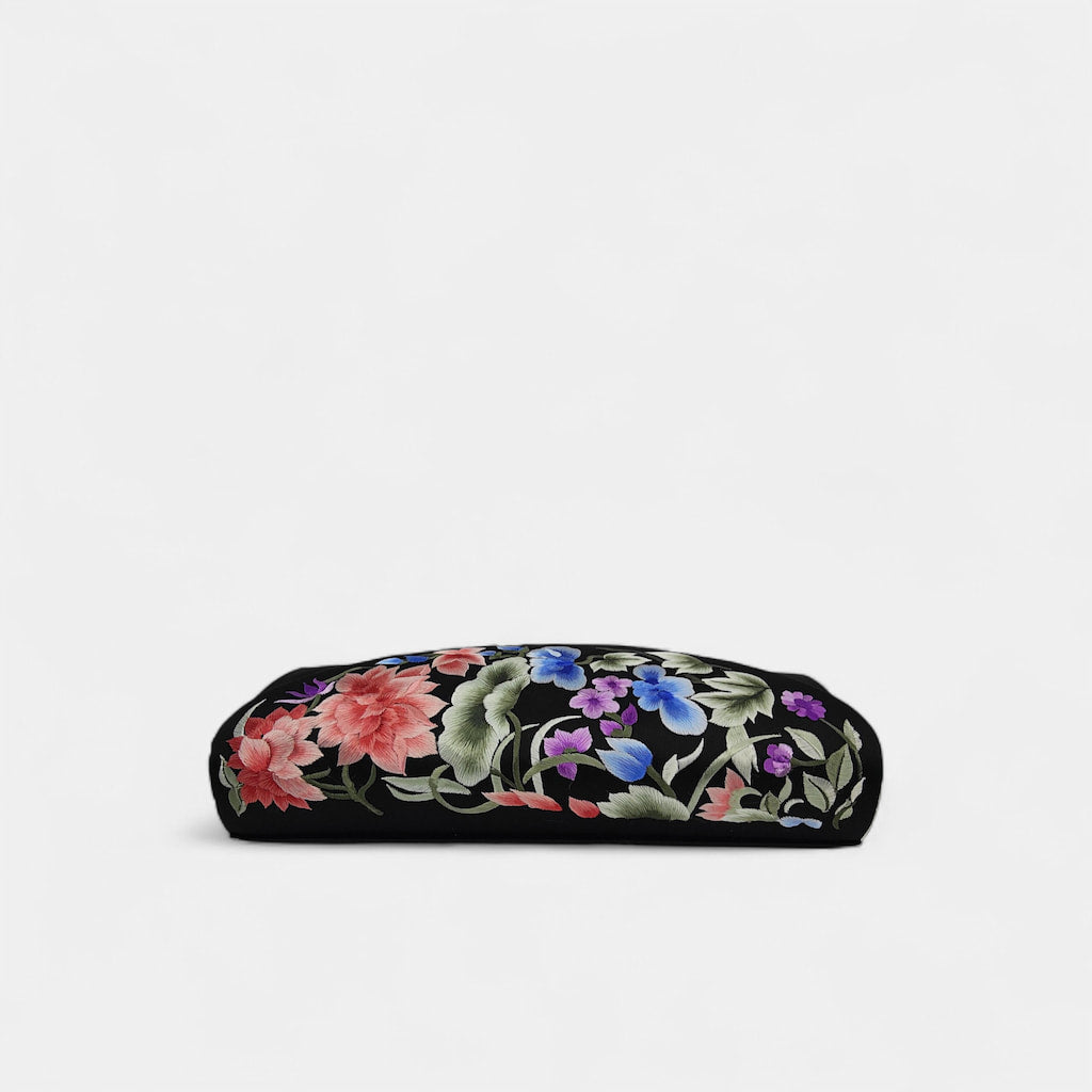 vintage-floral-embroidered-women-silk-clutch-and-evening-bag-top