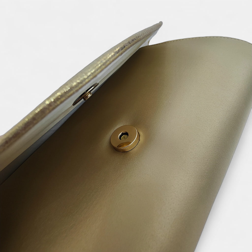 vintage-magnolia-embroidered-women-silk-clutch-and-evening-bag-closure