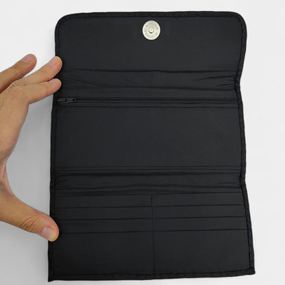 vintage-magnolia-silk-embroidered-purse-compartment