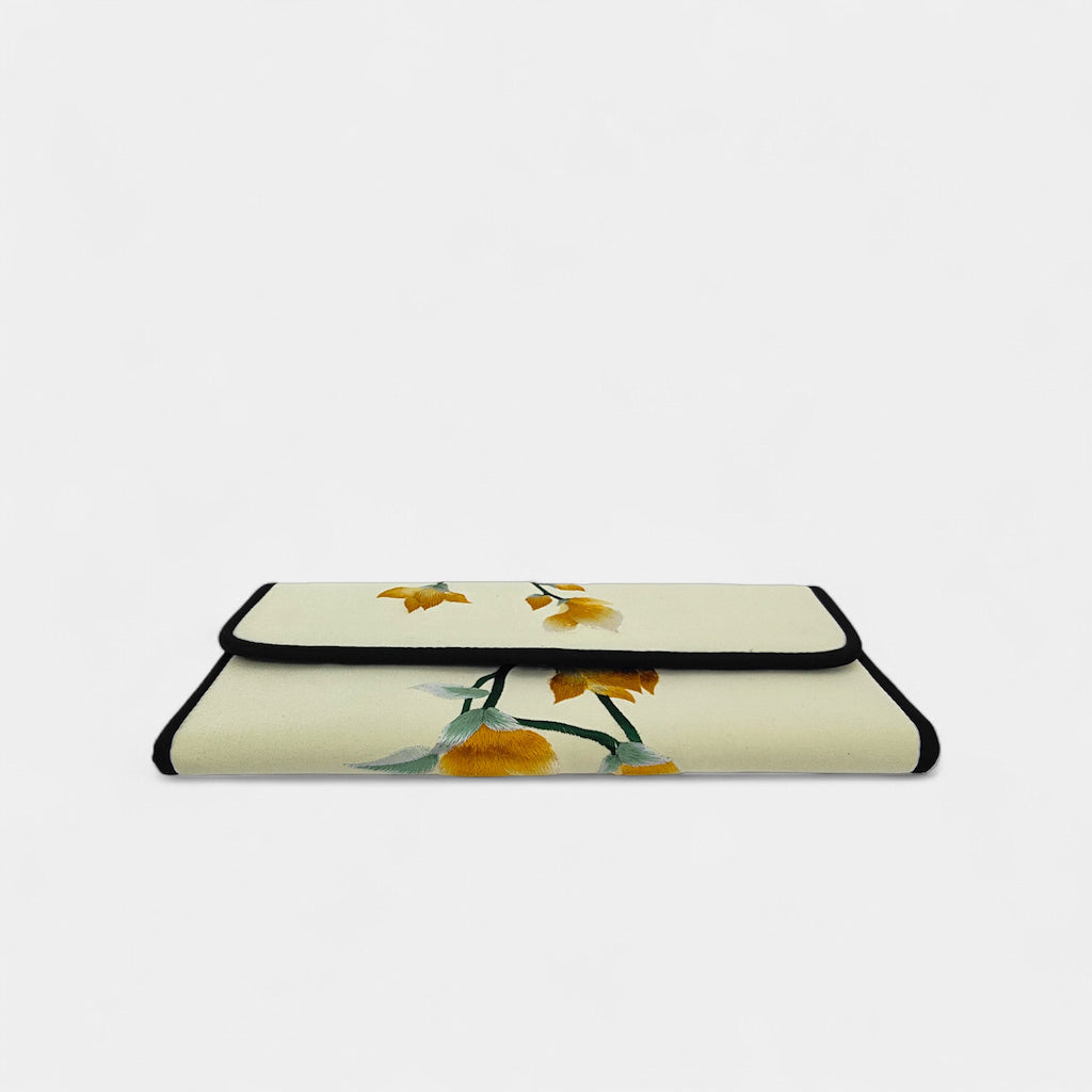 vintage-magnolia-silk-embroidered-purse-front